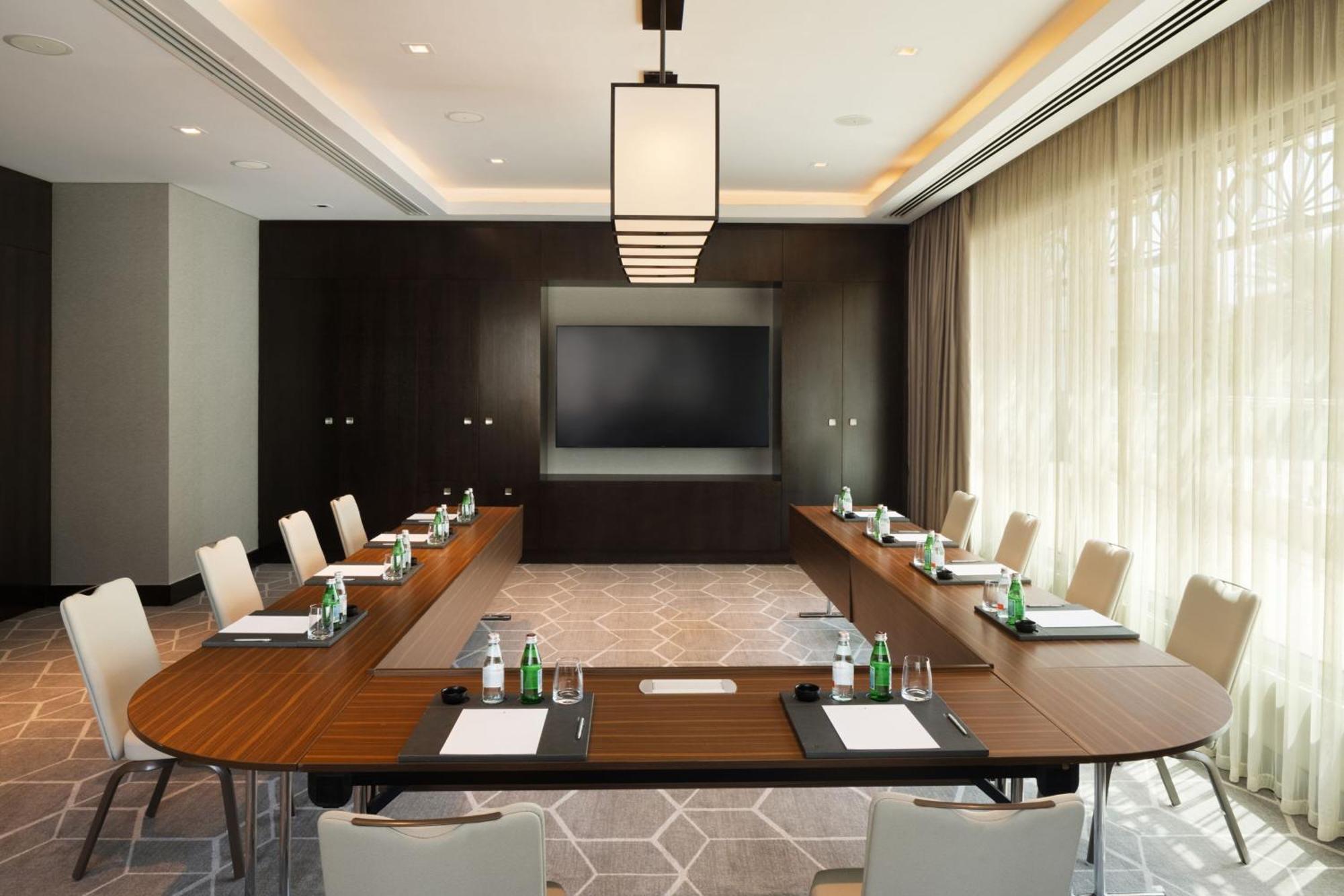 Jw Marriott Hotel Маскат Экстерьер фото